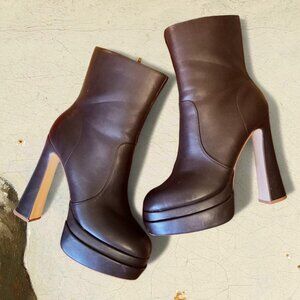 Brown Platform Boot